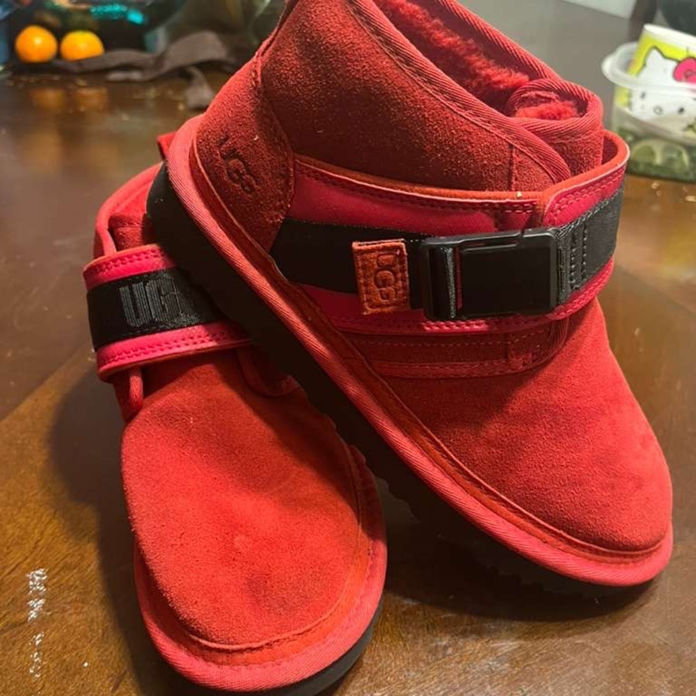UGG  Boots with Black Strap